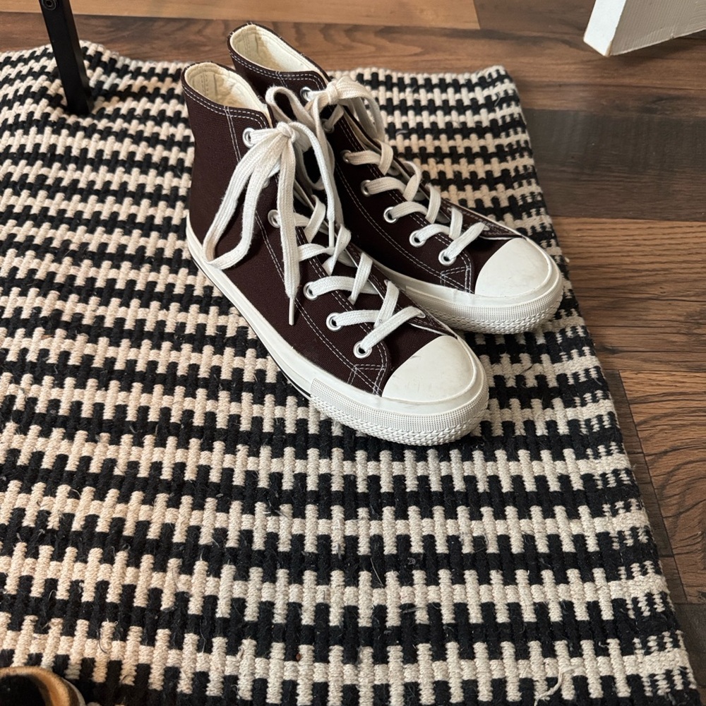 Sincerely Jules Brown High-Top Sneakers